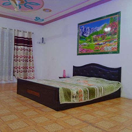 Mir Manzil Bed & Breakfast ศรีนาการ์ ภายนอก รูปภาพ