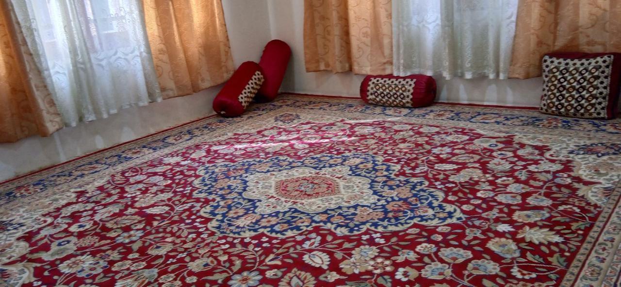 Mir Manzil Bed & Breakfast ศรีนาการ์ ภายนอก รูปภาพ