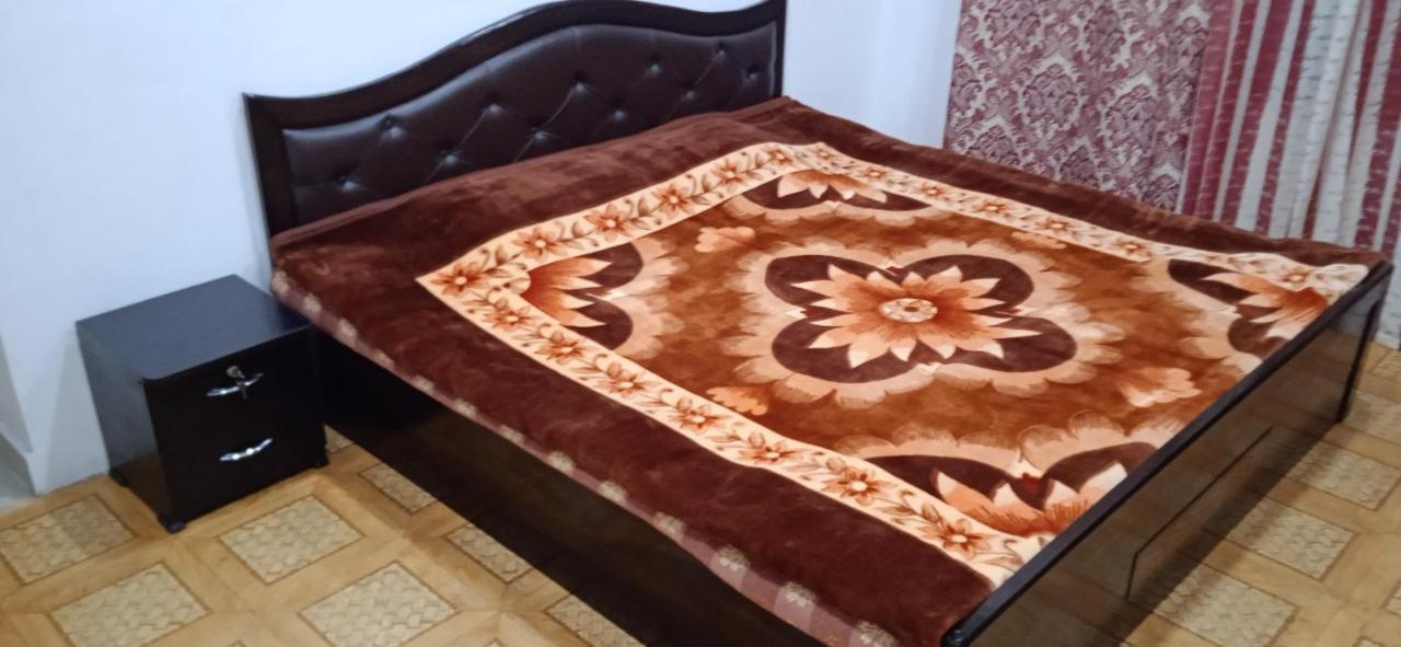 Mir Manzil Bed & Breakfast ศรีนาการ์ ภายนอก รูปภาพ