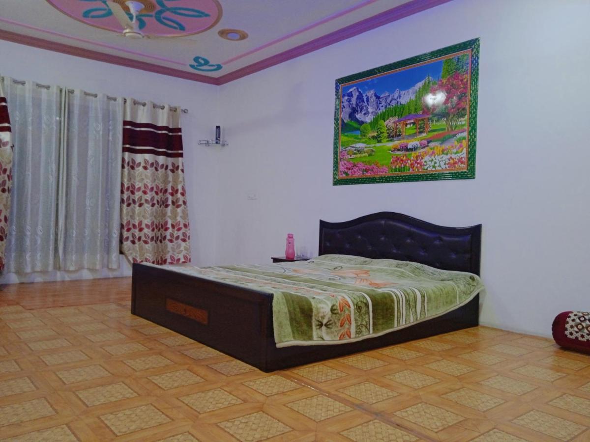 Mir Manzil Bed & Breakfast ศรีนาการ์ ภายนอก รูปภาพ