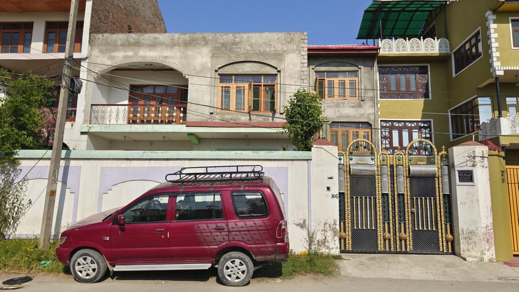 Mir Manzil Bed & Breakfast ศรีนาการ์ ภายนอก รูปภาพ